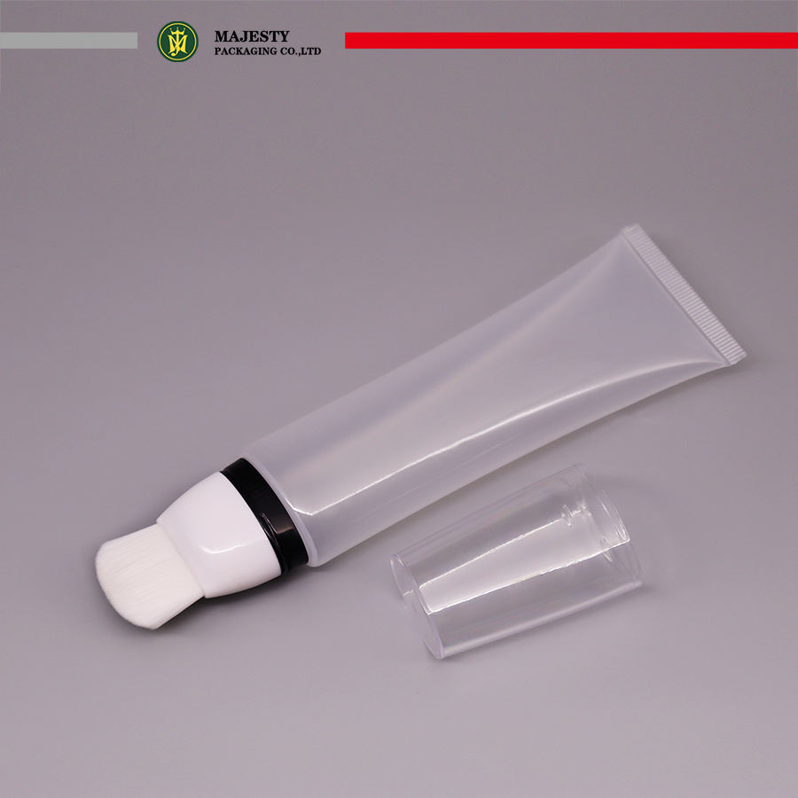 Изготовленный на заказ пустой пластиковый тюбик с аппликатором с мягкой кистью для тюбика с косметической основой
