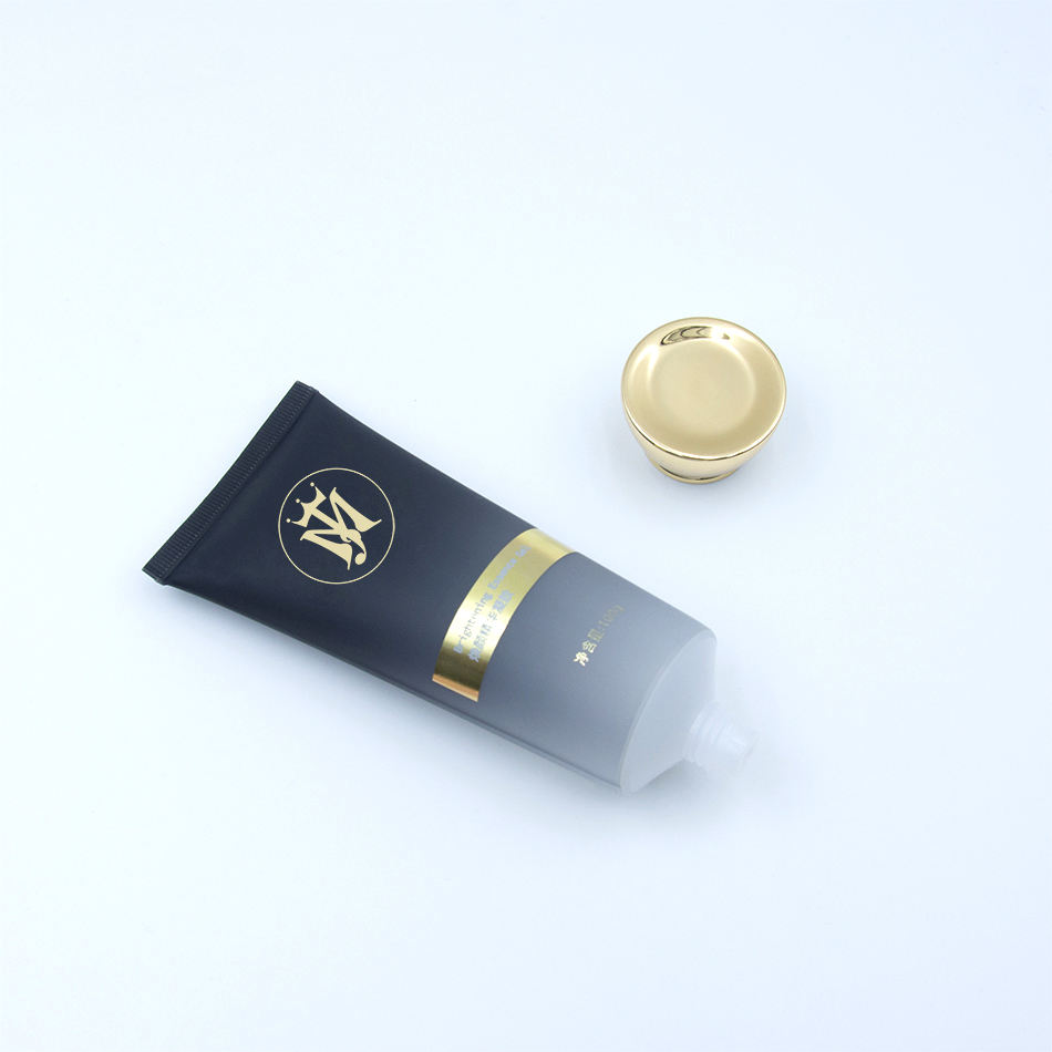 Индивидуальная роскошная тюбик с золотой винтовой крышкой для крем-геля для мытья лица, роскошная косметическая упаковка для солнцезащитного шампуня, очищающего средства