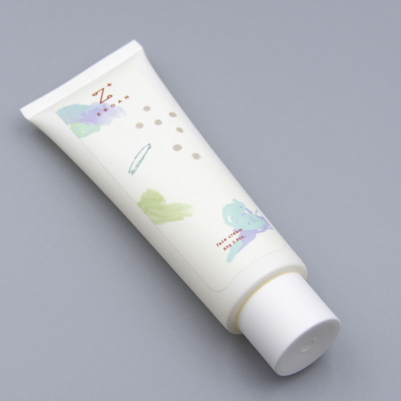 Индивидуальная мягкая пластиковая трубка для мытья лица и лосьона для упаковки крема для рук с закручивающейся верхней крышкой Индивидуальный дизайн