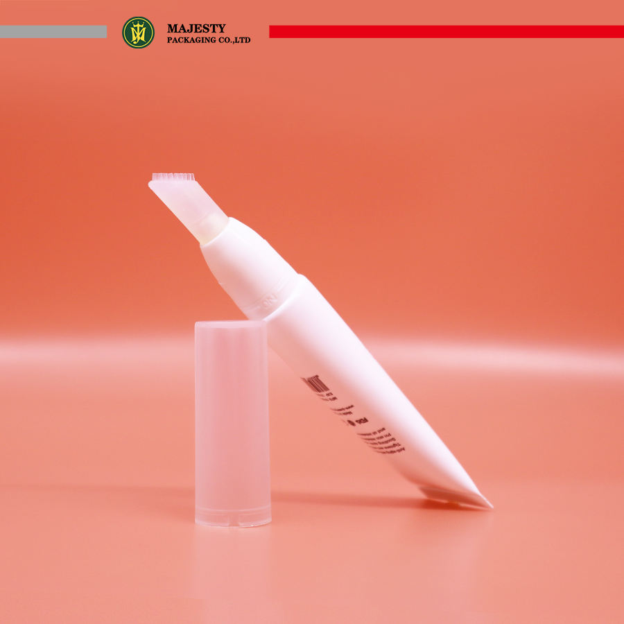 Небольшой пластиковый тюбик для губ для косметики 10 мл 20 мл Аппликатор для губной помады и блеска для губ Тюбик для макияжа с кисточкой