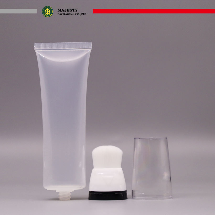 Изготовленный на заказ пустой пластиковый тюбик с аппликатором с мягкой кистью для тюбика с косметической основой