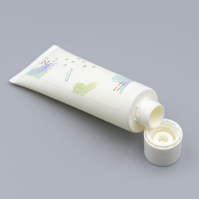 Индивидуальная мягкая пластиковая трубка для мытья лица и лосьона для упаковки крема для рук с закручивающейся верхней крышкой Индивидуальный дизайн