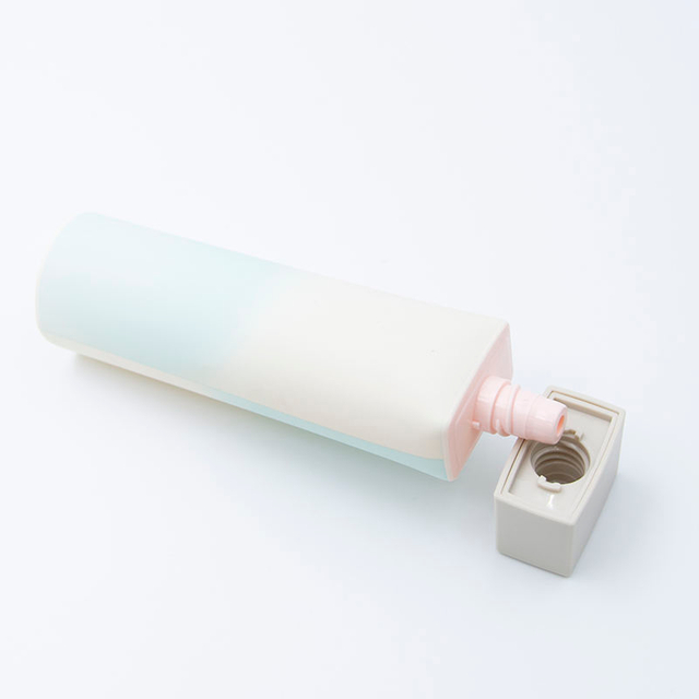 Пустой косметический тюбик с завинчивающейся крышкой, мягкая упаковка для тонального крема BB CC, крем для рук, солнцезащитный крем, крем для глаз, очищающее средство, маска для лица