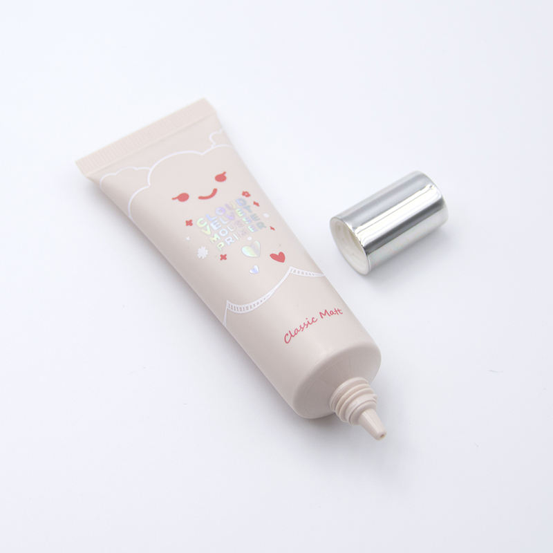 OEM15ML BB Foundation Liquid Cream Длинный наконечник сопла Винтовая крышка PE Косметическая упаковка для тюбиков Солнцезащитный крем для глаз с сжимаемой трубкой