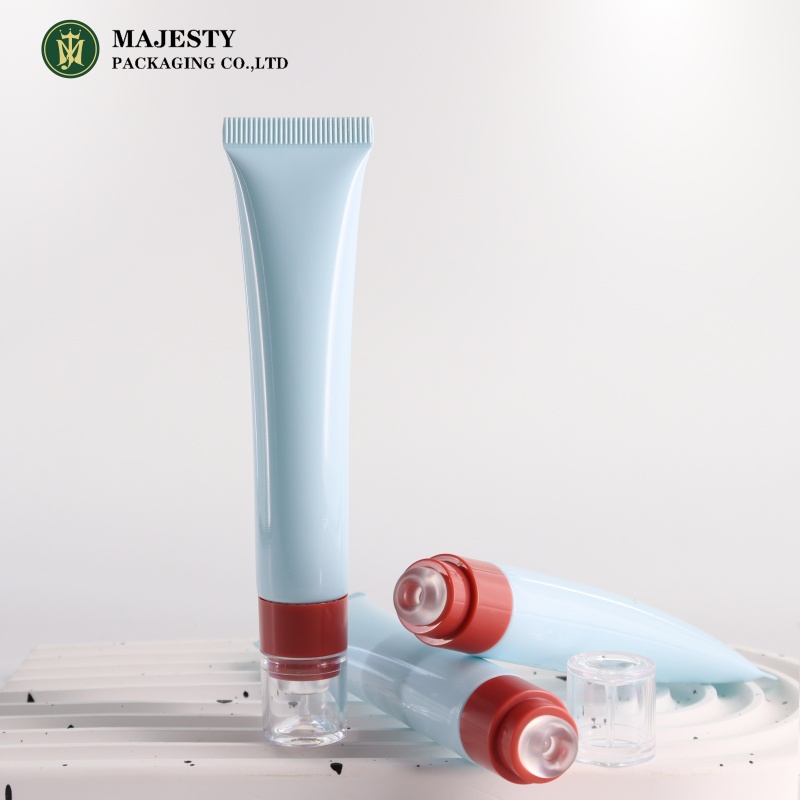 Индивидуальная пустая глянцевая трубка для губы 