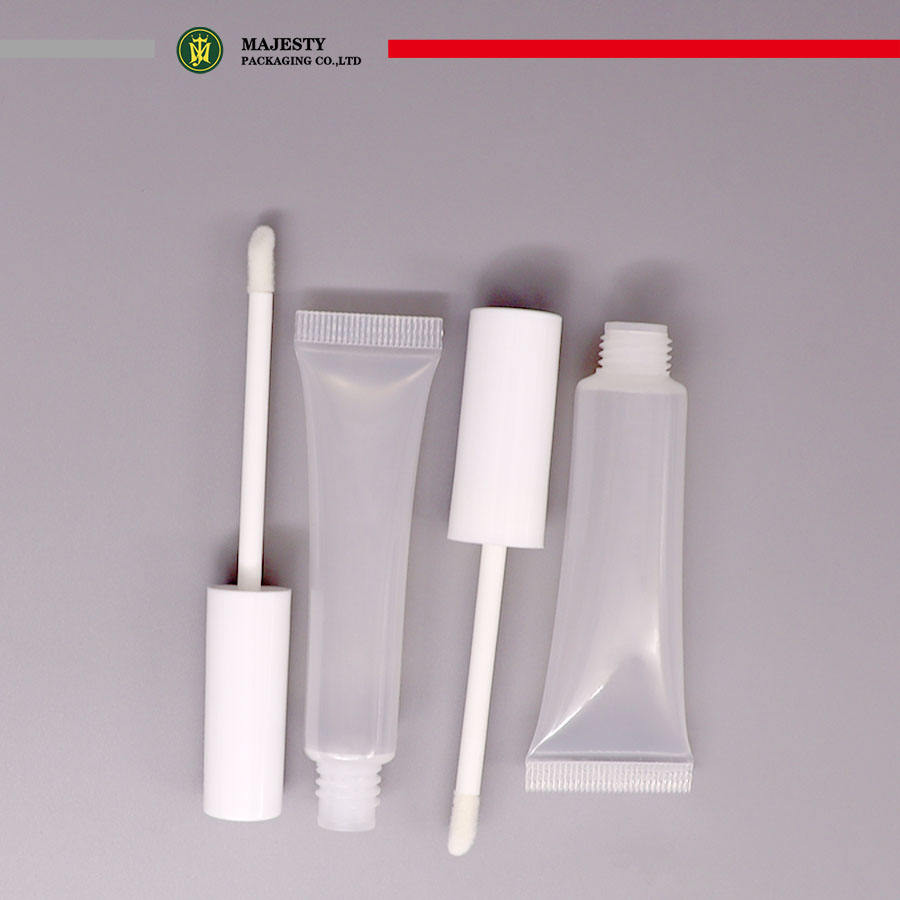 Пустая губная помада Блеск для губ Пластиковый тюбик Косметическая упаковка для ухода за кожей Кисточка-аппликатор Простая в использовании пластиковая индивидуальная упаковка