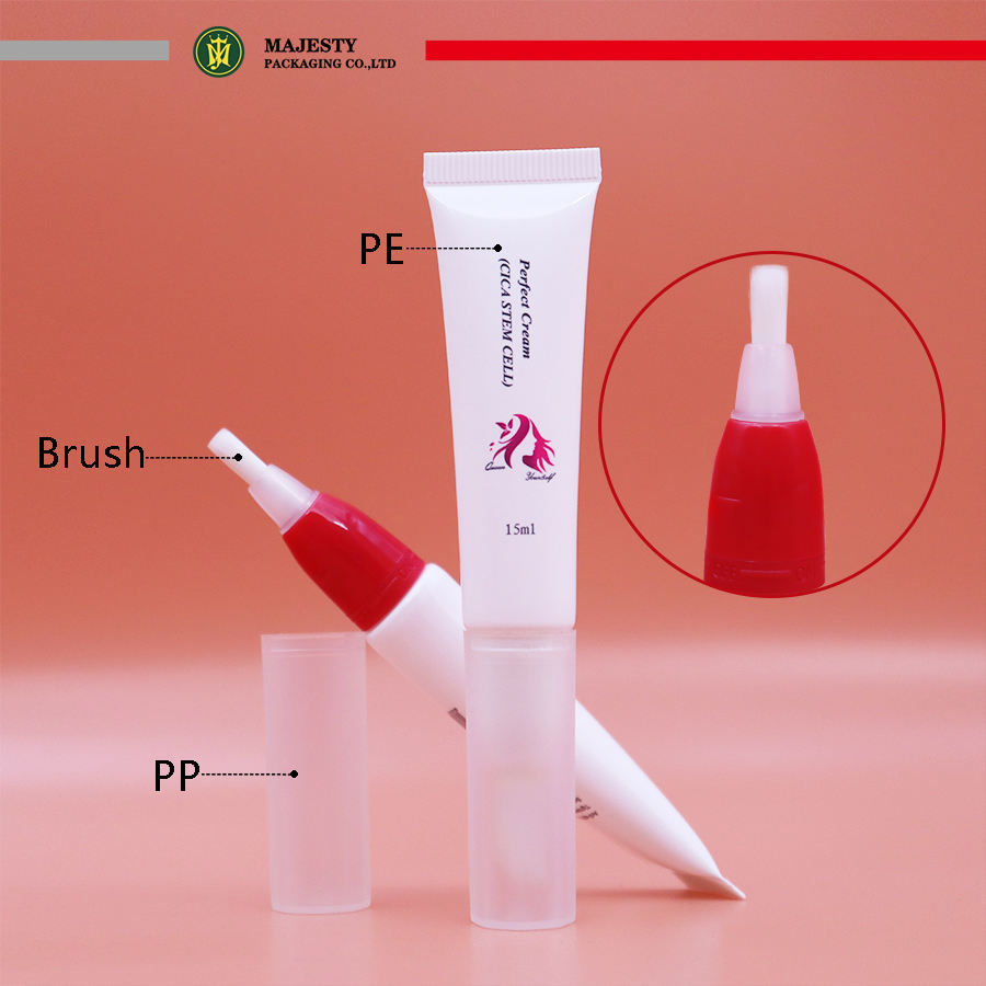 Мини-5 мл/10 мл/15 мл пластиковые упаковочные тюбики для бальзама для губ с кистью-аппликатором, пустые контейнеры для бальзама для губ
