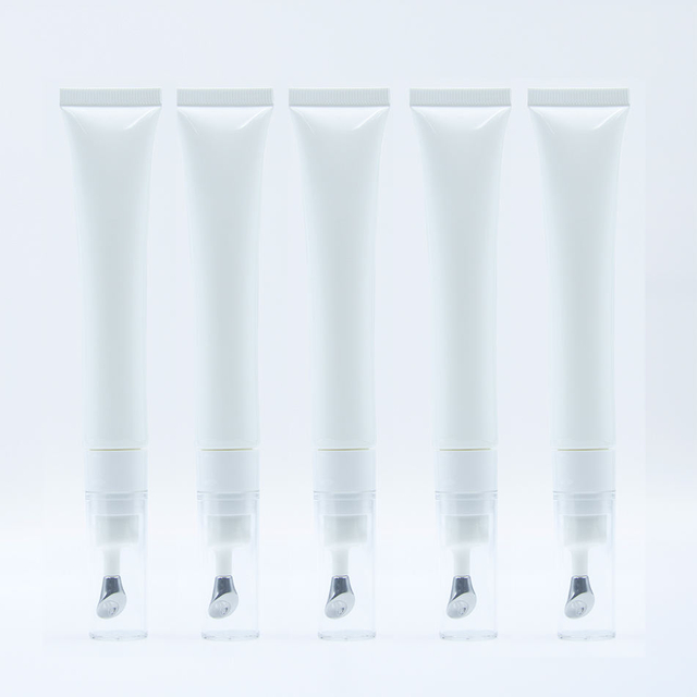 Индивидуальная высококачественная пустая косметическая упаковка объемом 20 мл, тюбик с эссенцией крема для глаз из цинкового сплава с индивидуальным логотипом, вибрирующая массажная головка